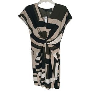 NWT Banana Republic Women’s Size 10 dress. Green and Beige